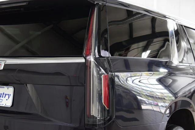 used 2022 Cadillac Escalade ESV car, priced at $62,777