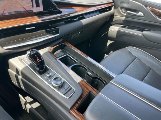 used 2022 Cadillac Escalade ESV car, priced at $65,999