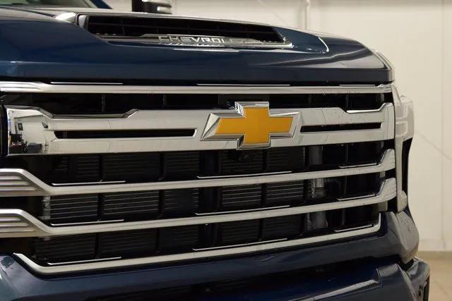 new 2025 Chevrolet Silverado 2500 car, priced at $84,150