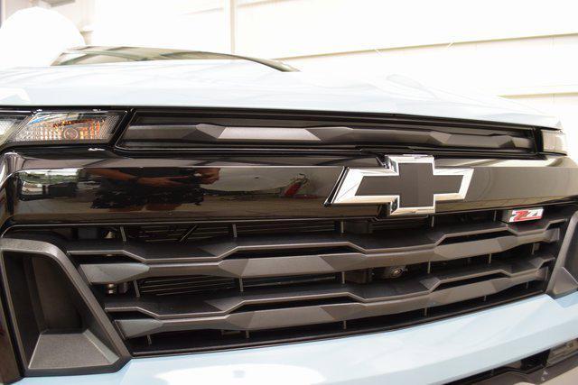 new 2025 Chevrolet Colorado car, priced at $47,553