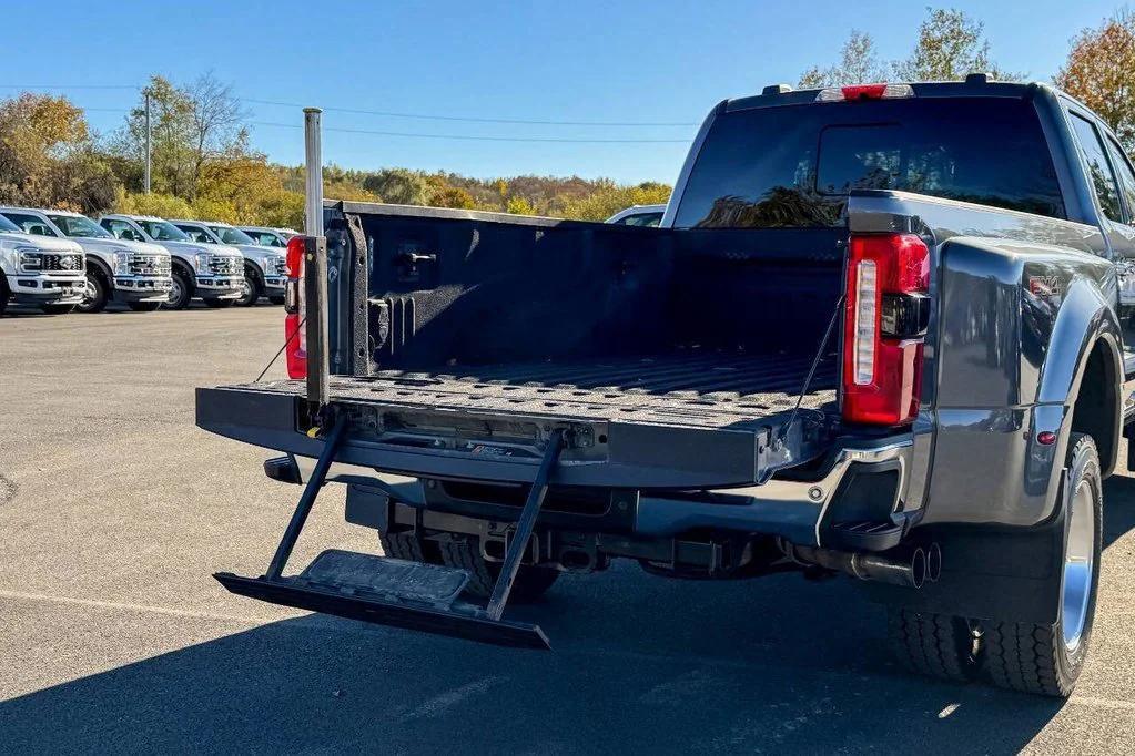 used 2023 Ford F-450 car, priced at $77,999