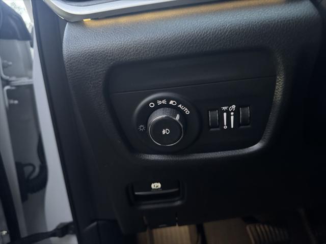 used 2022 Jeep Grand Cherokee L car, priced at $29,999
