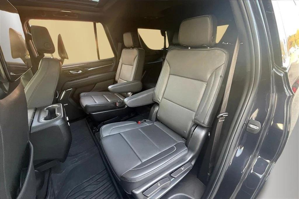 used 2024 GMC Yukon car, priced at $73,999