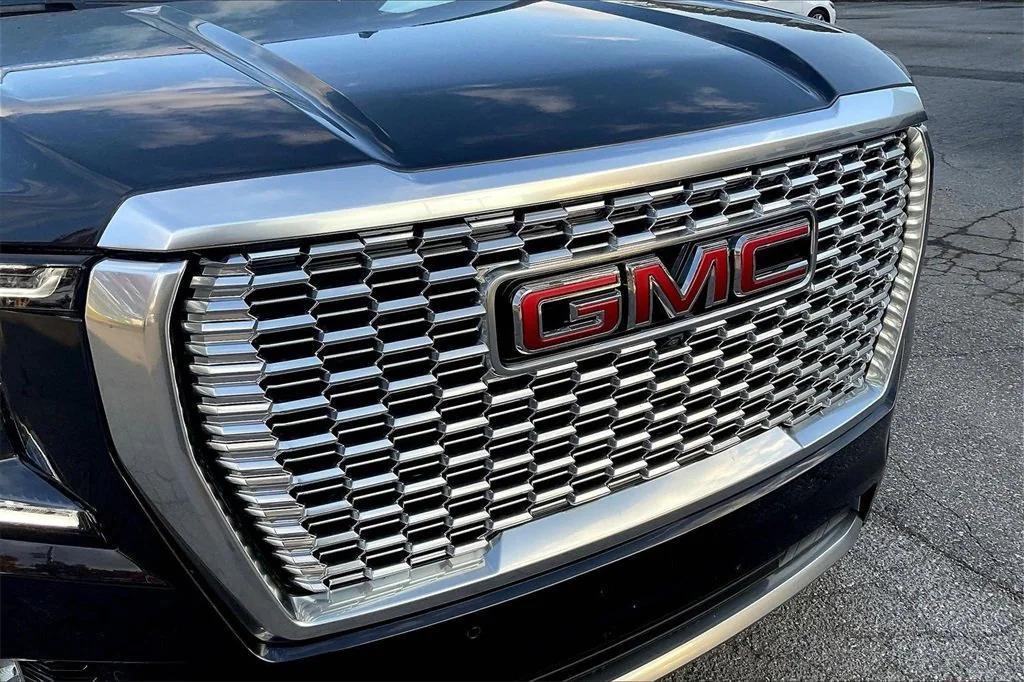 used 2024 GMC Yukon car, priced at $73,999
