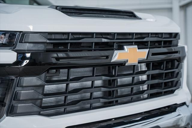 new 2025 Chevrolet Silverado 3500 car, priced at $52,143