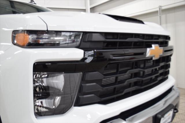 new 2025 Chevrolet Silverado 3500 car, priced at $63,618