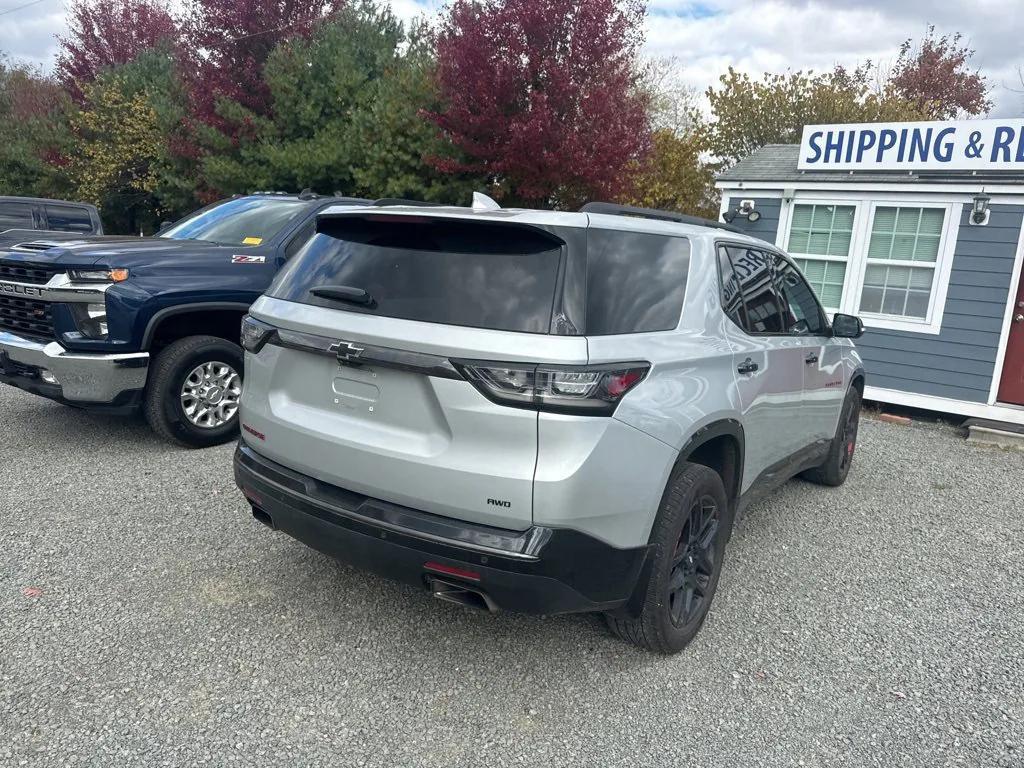 used 2021 Chevrolet Traverse car, priced at $29,999