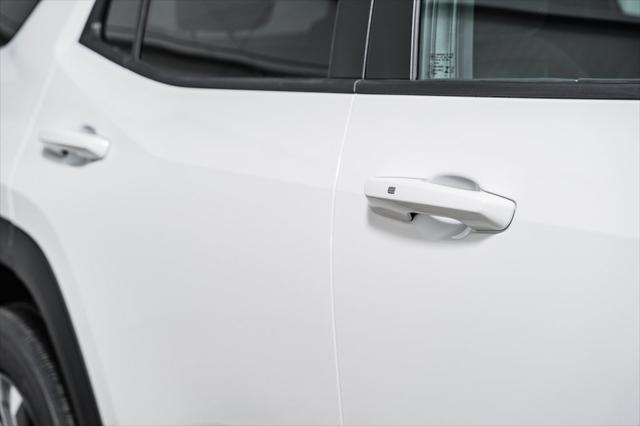 new 2025 Chevrolet Equinox car, priced at $31,080
