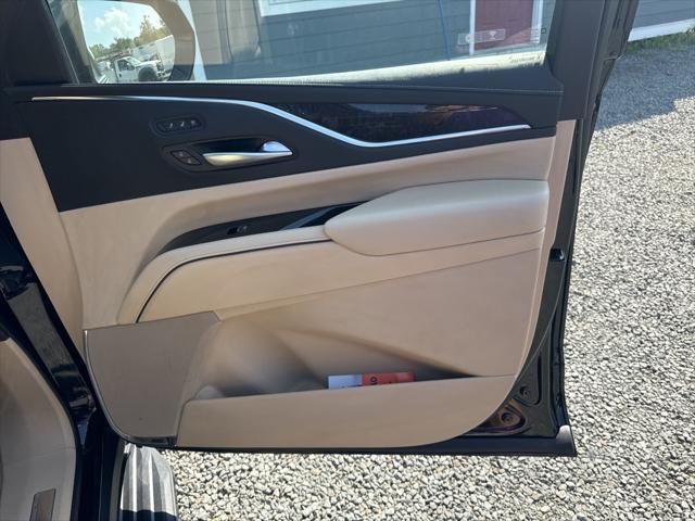 used 2023 Cadillac Escalade car, priced at $65,999