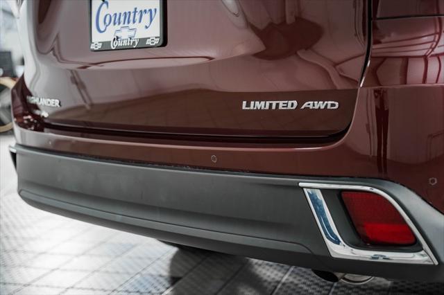 used 2019 Toyota Highlander car, priced at $27,000