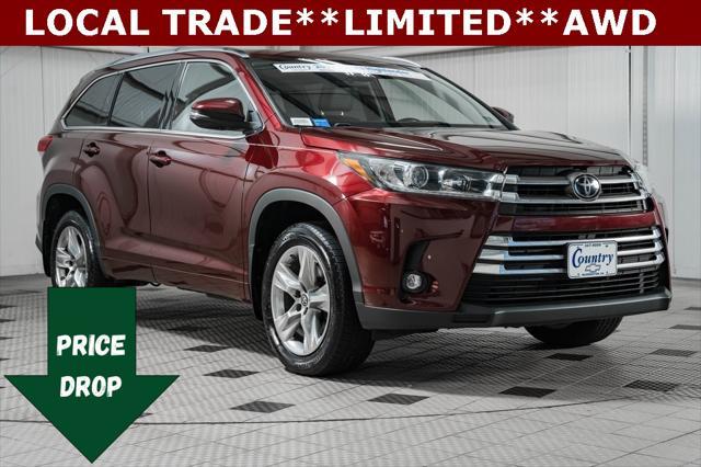 used 2019 Toyota Highlander car, priced at $26,250
