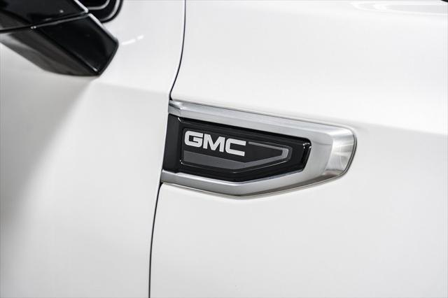 used 2022 GMC Yukon XL car, priced at $58,777