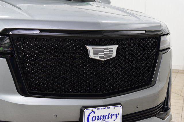 used 2023 Cadillac Escalade ESV car, priced at $79,999