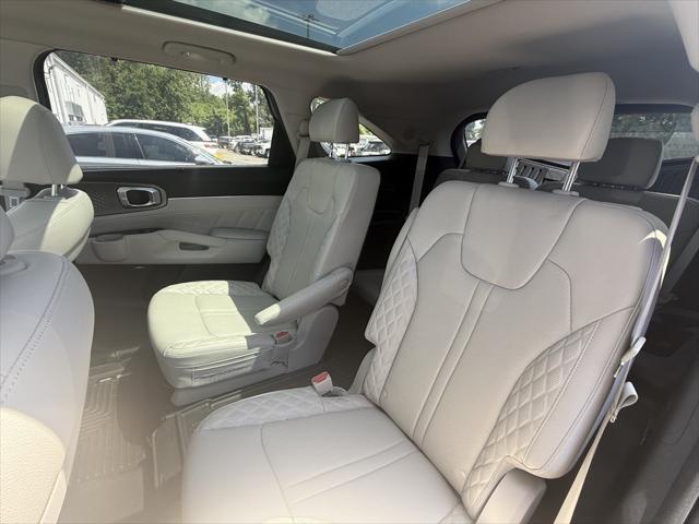 used 2023 Kia Sorento car, priced at $35,999
