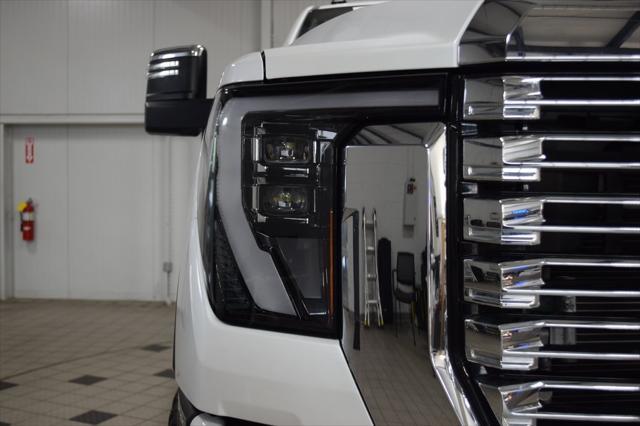 used 2024 GMC Sierra 2500 car, priced at $84,500