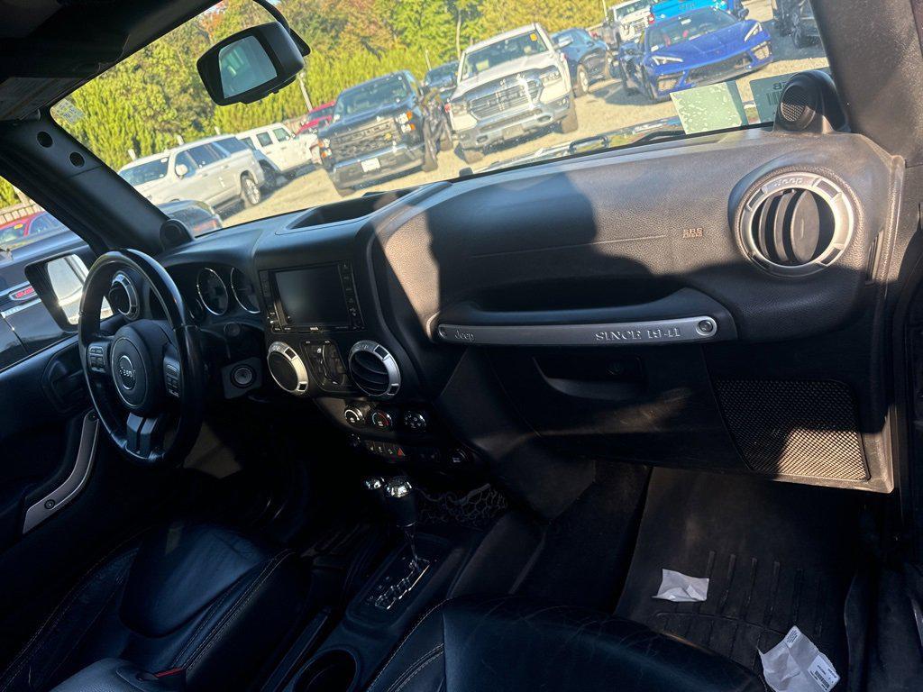 used 2014 Jeep Wrangler Unlimited car, priced at $19,999