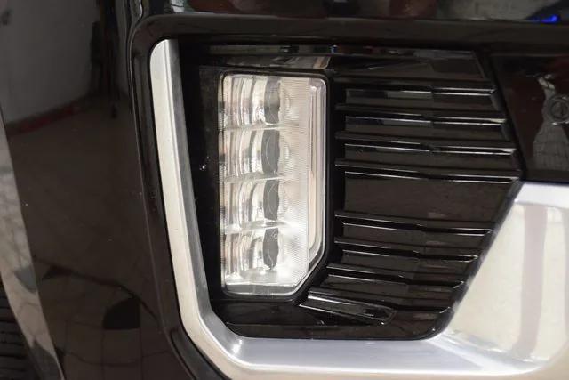 used 2023 GMC Yukon car, priced at $55,999