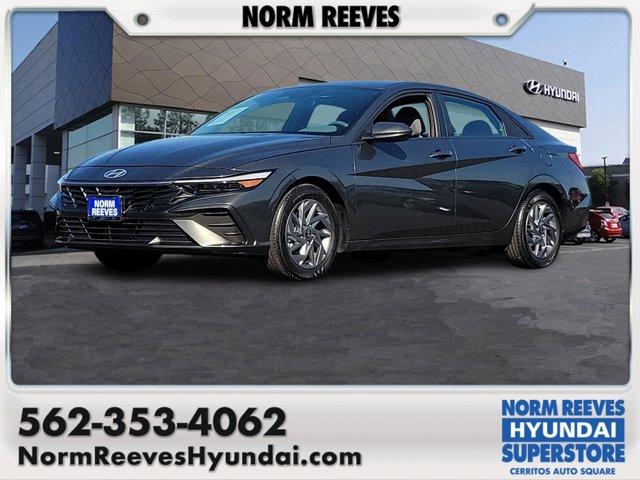 used 2024 Hyundai Elantra car