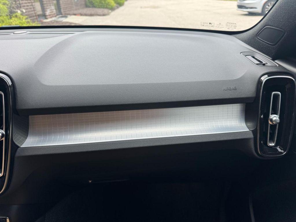 used 2019 Volvo XC40 car, priced at $14,795