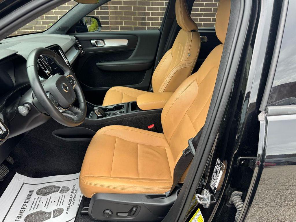 used 2019 Volvo XC40 car, priced at $14,795