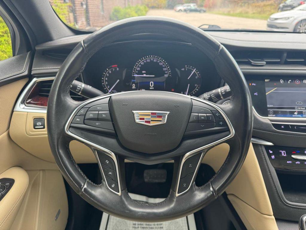 used 2018 Cadillac XT5 car, priced at $14,995