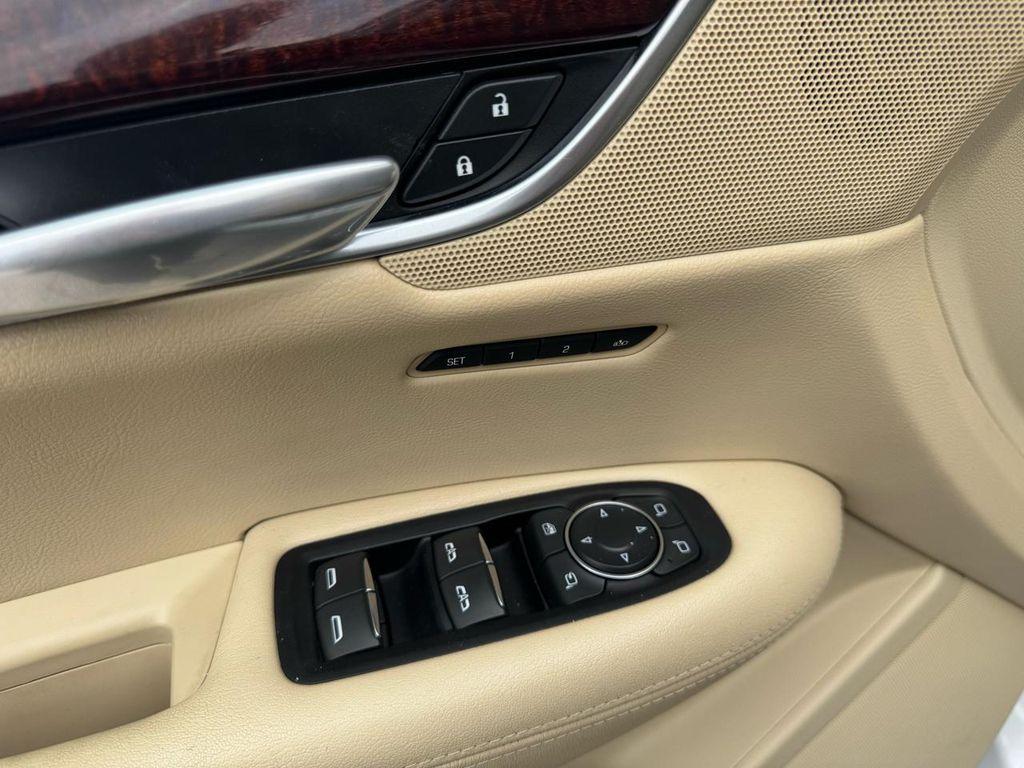 used 2018 Cadillac XT5 car, priced at $14,995