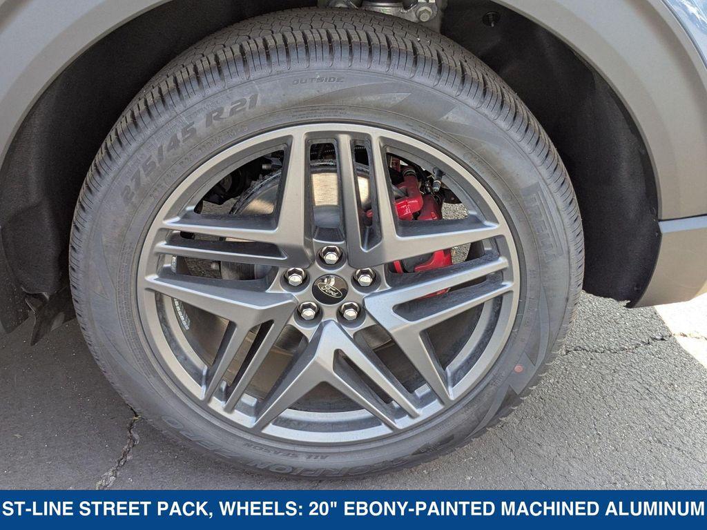 new 2025 Ford Explorer car, priced at $50,730