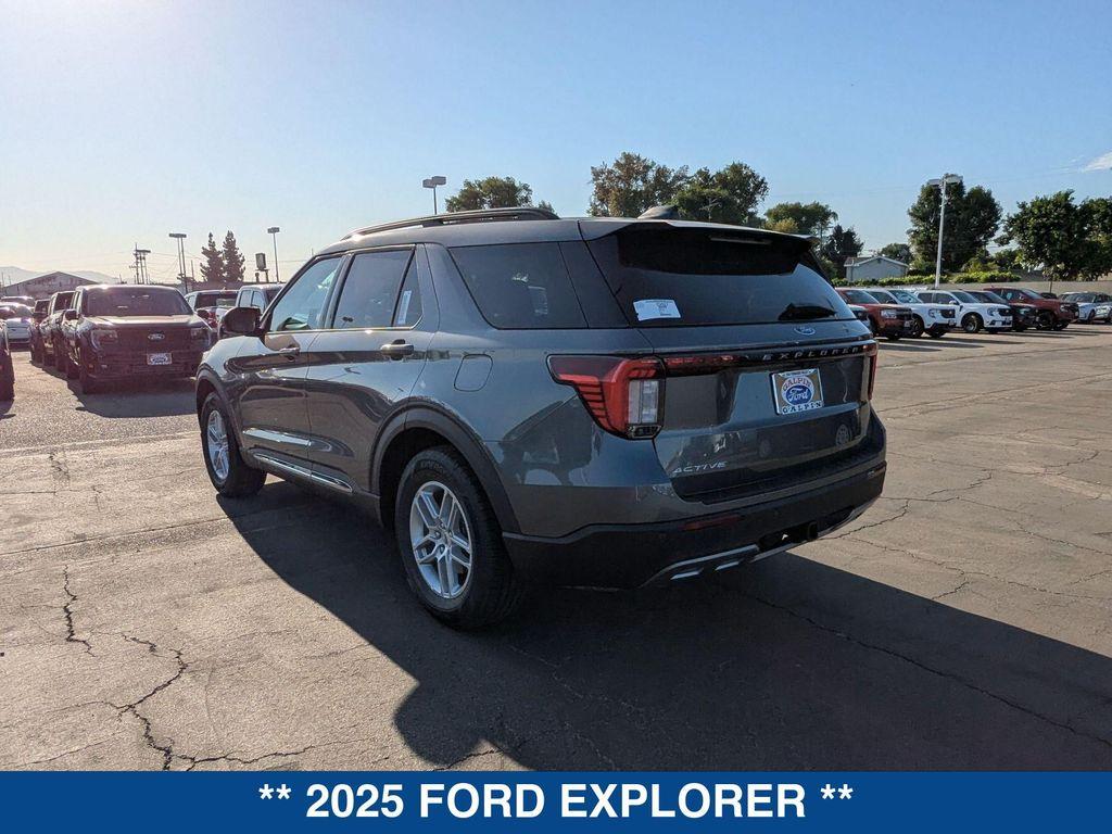 new 2025 Ford Explorer car, priced at $45,865