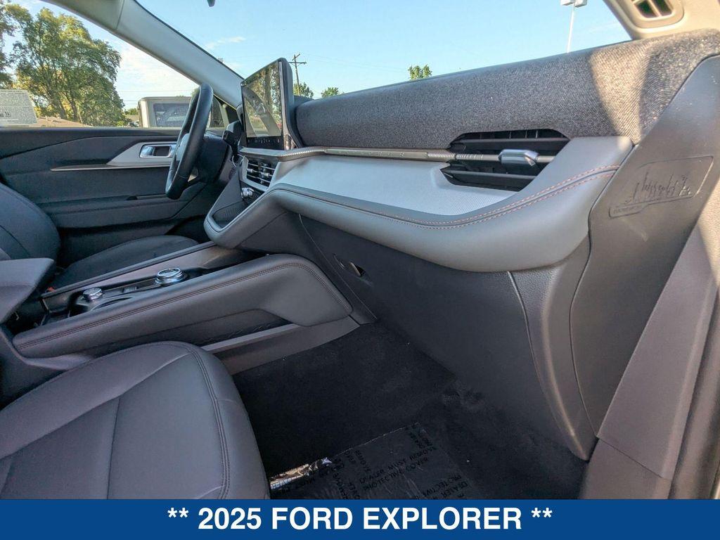 new 2025 Ford Explorer car, priced at $45,865