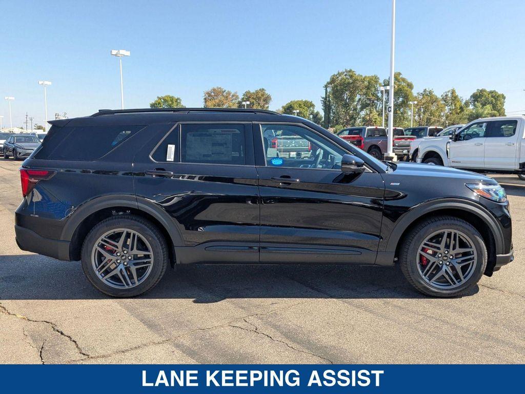 new 2025 Ford Explorer car, priced at $50,035