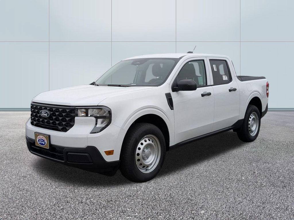 new 2025 Ford Maverick car, priced at $30,015