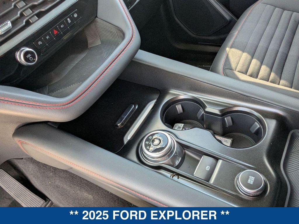 new 2025 Ford Explorer car, priced at $47,910