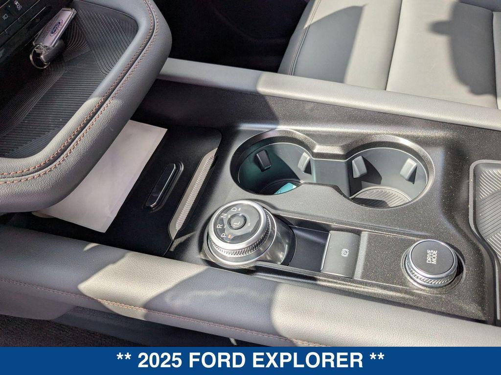 new 2025 Ford Explorer car, priced at $45,665
