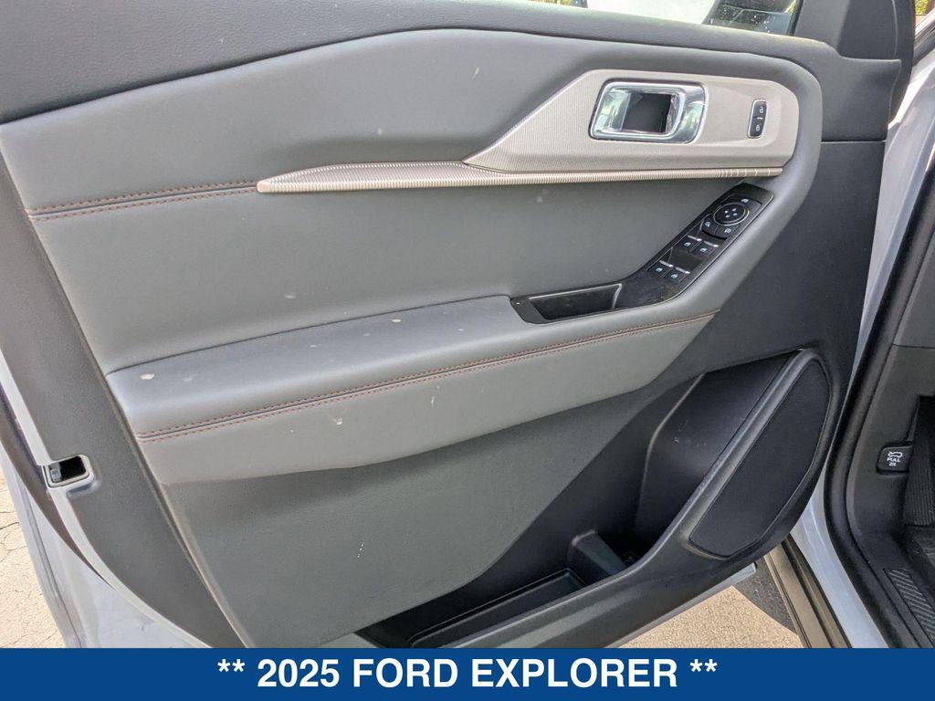 new 2025 Ford Explorer car, priced at $45,665