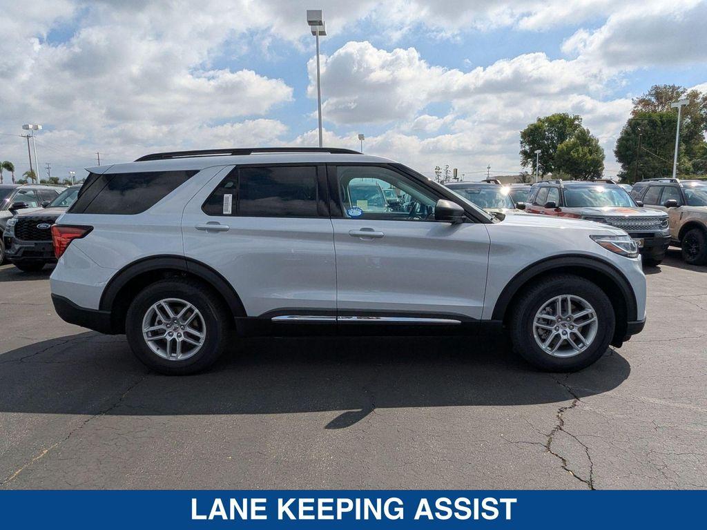 new 2025 Ford Explorer car, priced at $45,665