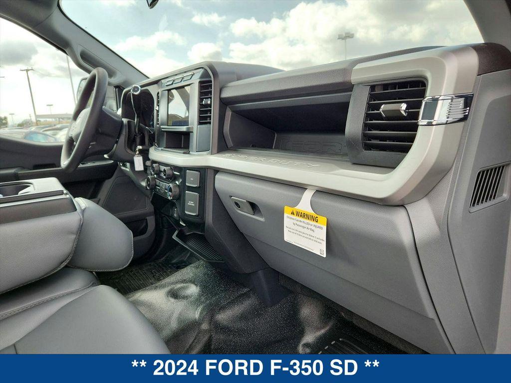 new 2024 Ford F-350 car, priced at $48,495