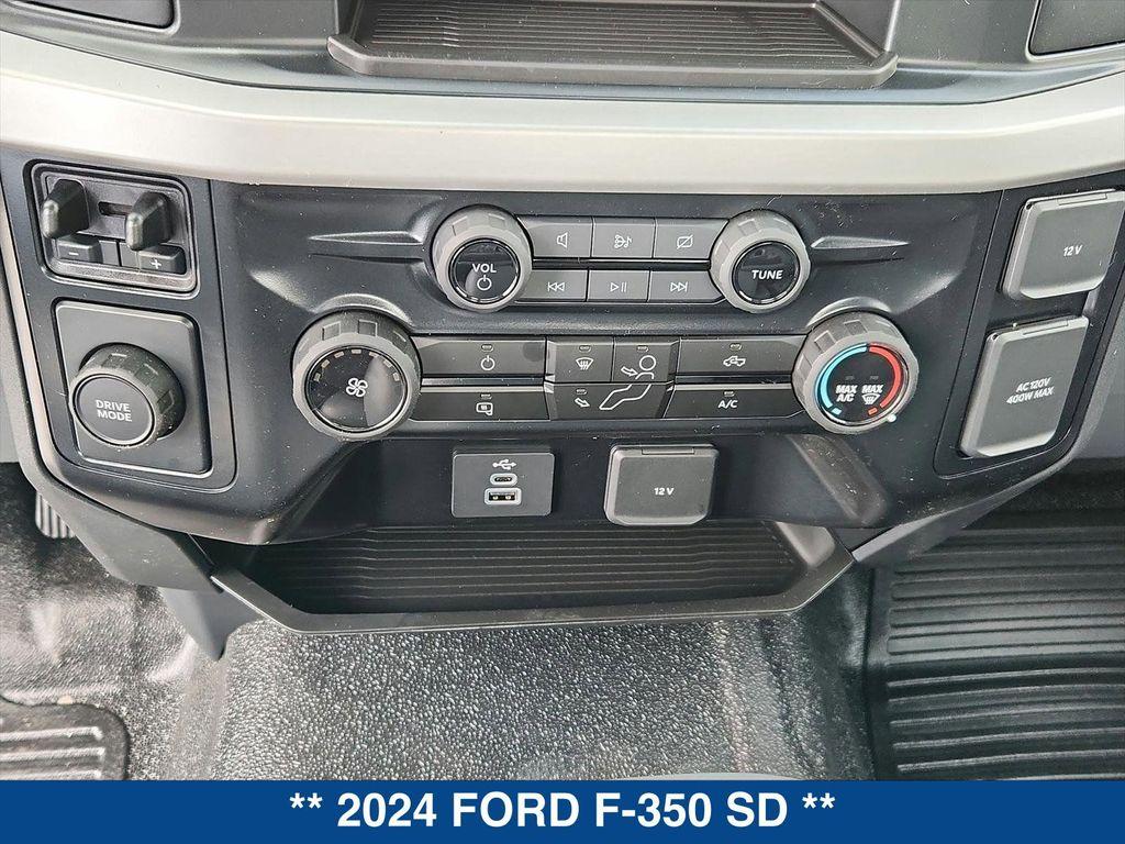 new 2024 Ford F-350 car, priced at $48,495