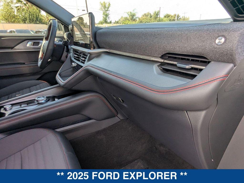 new 2025 Ford Explorer car, priced at $47,910