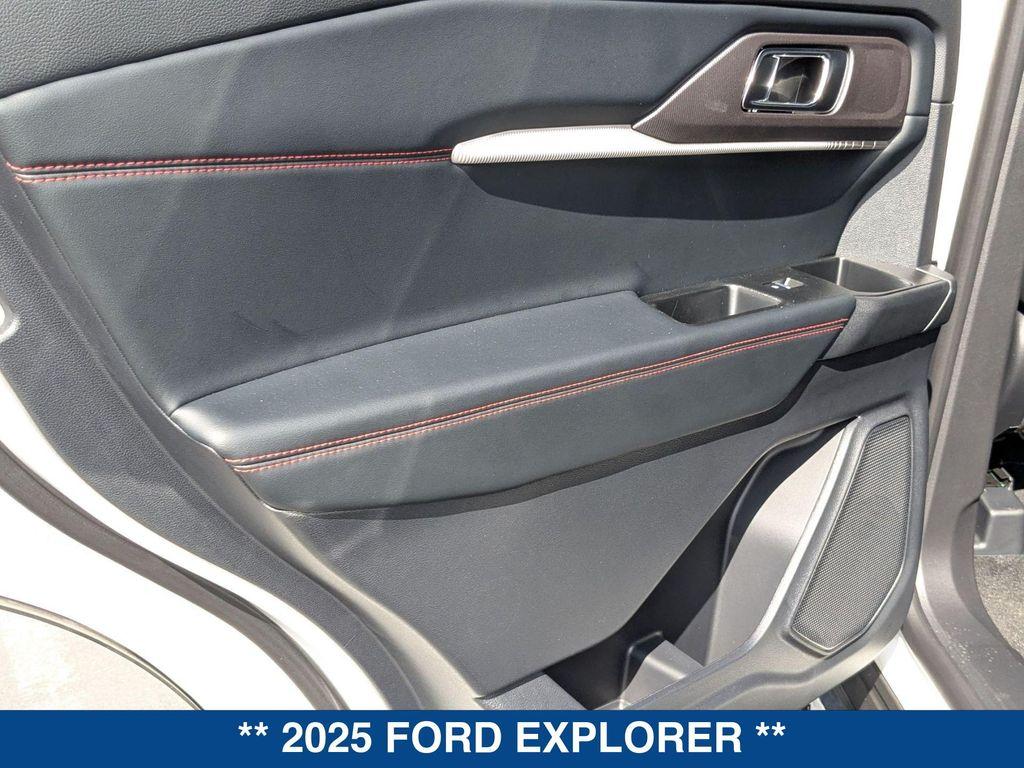 new 2025 Ford Explorer car, priced at $47,910