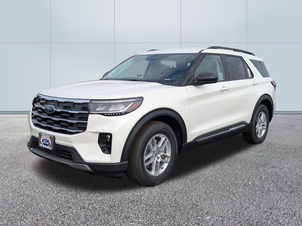 new 2025 Ford Explorer car, priced at $46,220