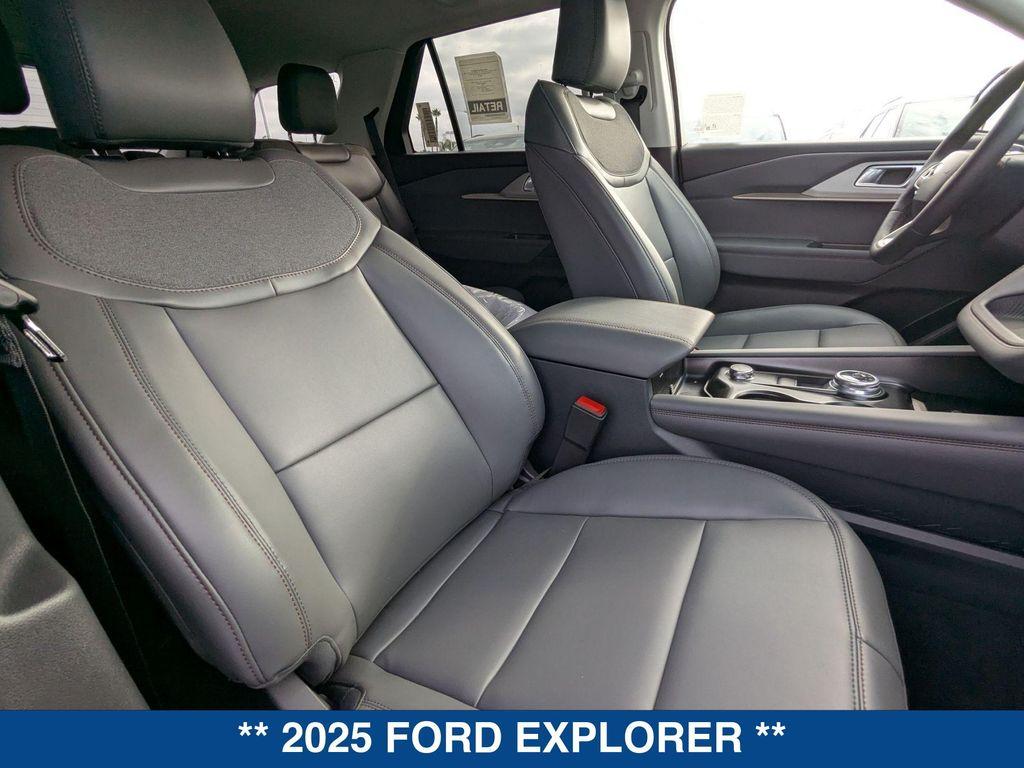 new 2025 Ford Explorer car, priced at $46,220