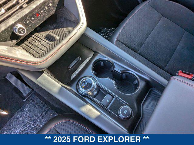 new 2025 Ford Explorer car, priced at $58,095