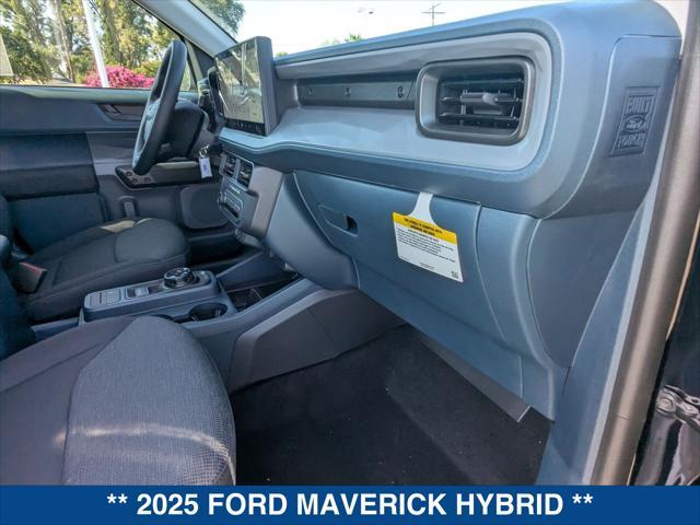new 2025 Ford Maverick car, priced at $29,975