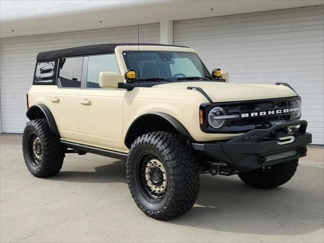 new 2023 Ford Bronco car