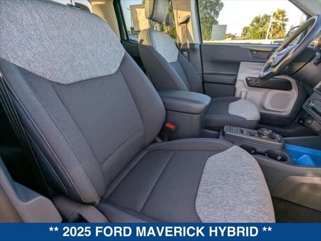 new 2025 Ford Maverick car