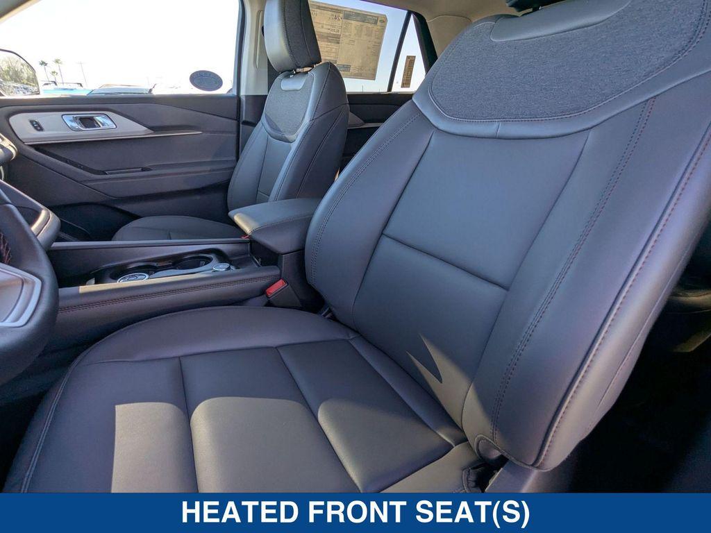 new 2025 Ford Explorer car, priced at $45,865
