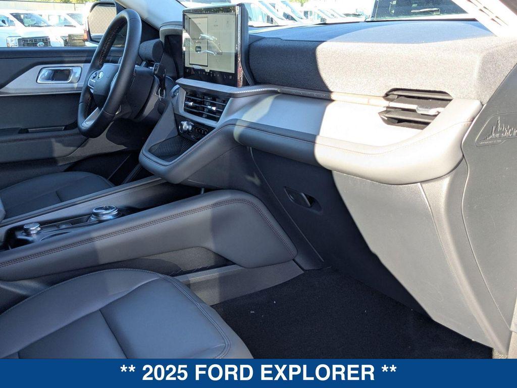 new 2025 Ford Explorer car, priced at $45,865