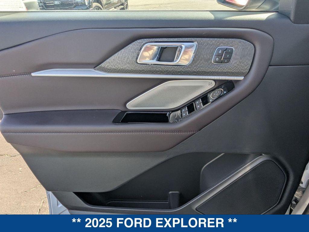 new 2025 Ford Explorer car, priced at $61,515
