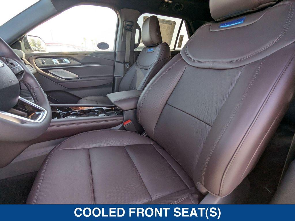 new 2025 Ford Explorer car, priced at $61,515