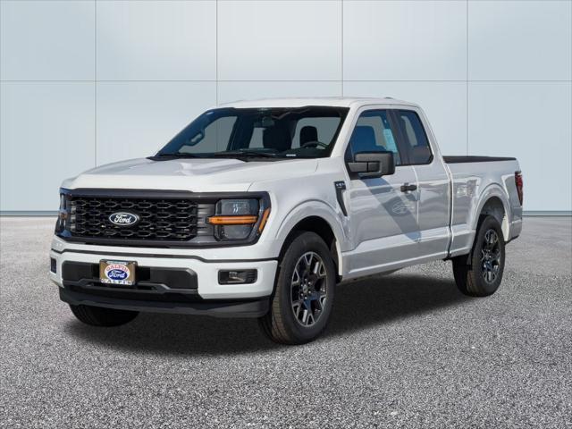 new 2025 Ford F-150 car, priced at $45,915